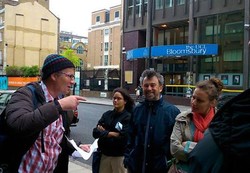 Unik, Tur di London Ini Dipandu Gelandangan