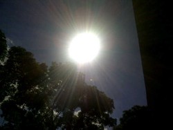 Persentase Gerhana Matahari di Yogya Hanya 1 Persen, Begini Wujudnya