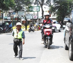 Jumadi Manusia Mini Kabur ke Jakarta karena Dituduh Sebagai PKI