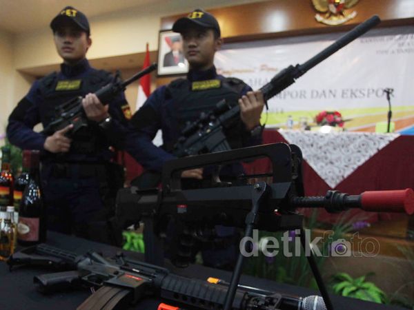 Bea Cukai Sita Miras dan Air Soft Gun Ilegal