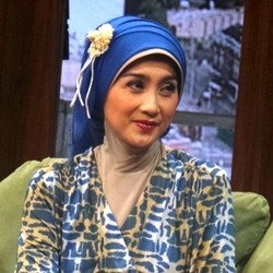 Gara-gara Ditampar Christine Hakim, Desy Ratnasari Dapat Penghargaan