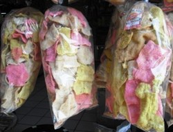 Kerupuk Melarat dan Kerupuk Jengkol yang Renyah Unik