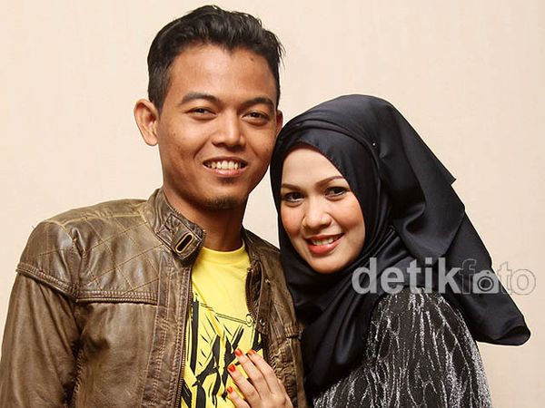 Kemesraan Pengantin Baru, Ovie Wali dan Istri