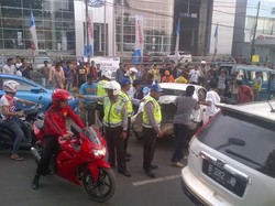 Tabrakan 11 Mobil di Cibubur Disebabkan Truk yang Remnya Blong