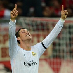 Ronaldo: Dua Gol, Dua Rekor Baru