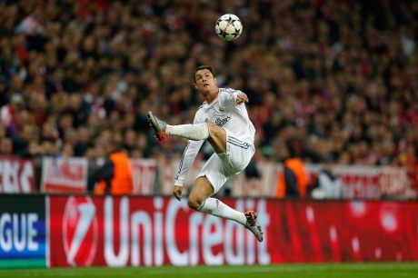 Ronaldo: Rekor? Yang Terpenting Kami Masuk Final