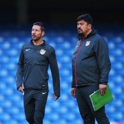 Simeone Tak Anggap Taktik Mourinho Buruk