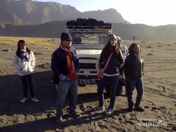 Menaklukkan Bromo dengan Jeep 4WD