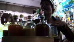 Tukang Jamu Tuminem: Biar Bagus dan Sehat, Jokowi Minum Jamu