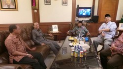 Setelah Pramono Edhie, Giliran SDA Temui Ketua PBNU
