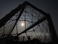 Taman Waduk Pluit Dilengkapi Lapangan Futsal