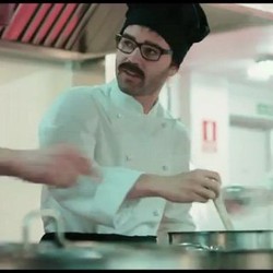 Saat Iniesta Jadi Koki dan Alonso Jadi Perawat