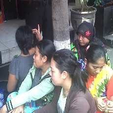 Puluhan TKI Diduga Ilegal Diamankan di Pelabuhan Tanjung Perak