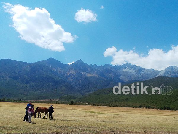 Indahnya Jade Dragon, Lokasi Syuting Haji Backpacker di China