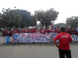 Demo di Depan Istana, Buruh: Jangan Jadikan Kami Tunggangan Parpol