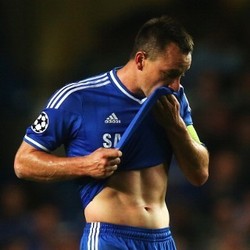 Terry yang Kurang Hoki di Liga Champions