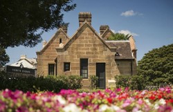 Bekas Toilet Umum di Sydney Diubah Menjadi Kafe