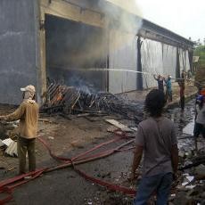 Pabrik Mebel di Mojokerto Terbakar