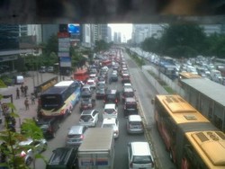 Imbas Demo Buruh, Koridor II TransJ Harmoni-Pulogadung Dialihkan