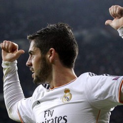 Isco Dijagokan Gantikan Alonso di Laga Final