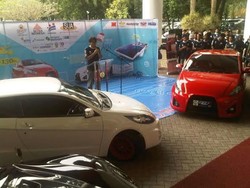 Pandangan Pertama Mobil Listrik Nasional Ezzy