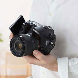 Sony A77 II: Lebih Bersih Noise di ISO Tinggi