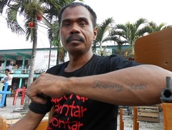 Ronny Iblis, Preman Jalanan yang Bermetamorfosis Menjadi Manusia