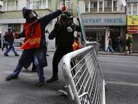 Peringatan May Day di Turki Ricuh