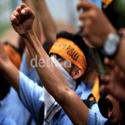 Tuntut Uang Koran Hingga Parfum, Buruh Jadi Wirausaha Saja