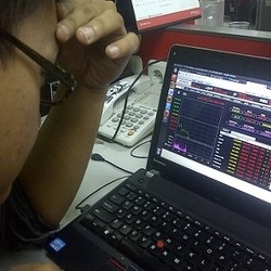 IHSG Naik Tipis Sambut Akhir Pekan