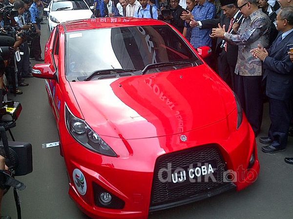 Uji Mobil Listrik Nasional