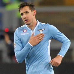 Lazio Perpanjang Kontrak Klose