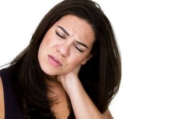 Sering Menggemeretakkan Leher, Bahayanya Cedera hingga Lumpuh