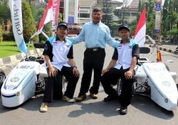 Mobil Listrik dan Hybrid UNY