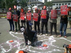 Wartawan Bandung Aksi Unjuk Rasa di Hari Kebebasan Pers