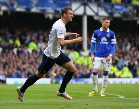 Menang 3-2 atas Everton, City Puncaki Klasemen