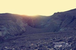 Liburan ke Sumatera Barat, Mari Mendaki Gunung Marapi