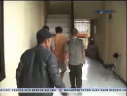 Ayah Bejat Cabuli Anak Kandung