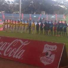 Dua Sekolah Berebut Piala Coca Cola di Malang