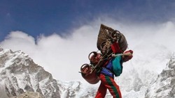 Sherpa Mogok, Bisnis Pendakian Everest Terancam