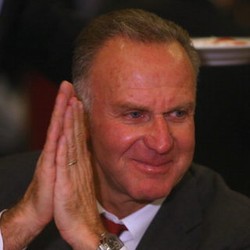 Jika Ada Pemain Bayern yang Tak Betah, Silakan Datangi Rummenigge