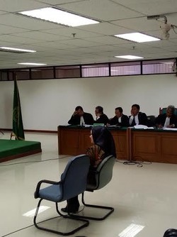 Ratu Atut yang Tetap Tampil Modis Saat Jadi Terdakwa