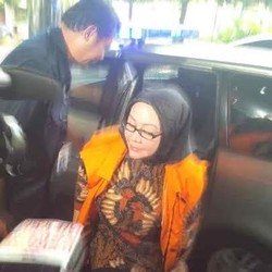 Tiba di Pengadilan Tipikor, Ratu Atut: Alhamdulillah