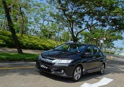 Menjajal Kemampuan Honda City