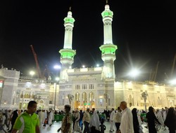 Jamaah Umroh Antisipasi Mers, Dari Masker Sampai Suntik Influenza