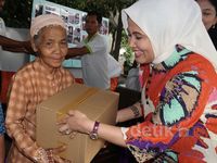 Istri Dubes RI di Singapura Pimpin Baksos di Kediri