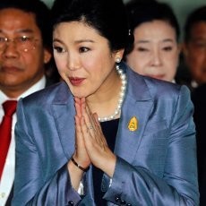 Pengadilan Thailand Berhentikan PM Yingluck!