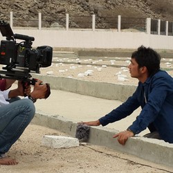 Haji Backpacker Syuting di Pemakaman Soraya Mekkah