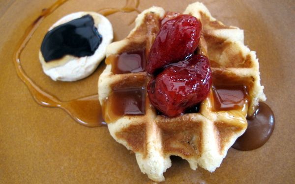 Frozen Pancake dan 65 C Telur Kampung, Sajian Inovatif Chef Dedy Sutan