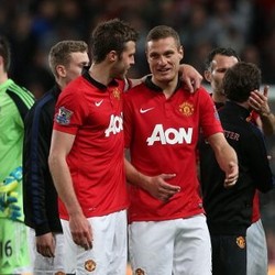Tribute Carrick untuk Vidic